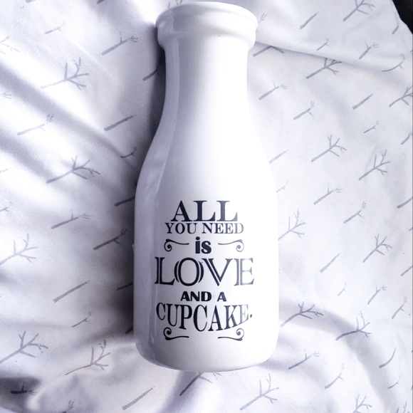 Decorative Milk Bottle Vase - Picture 1 of 6